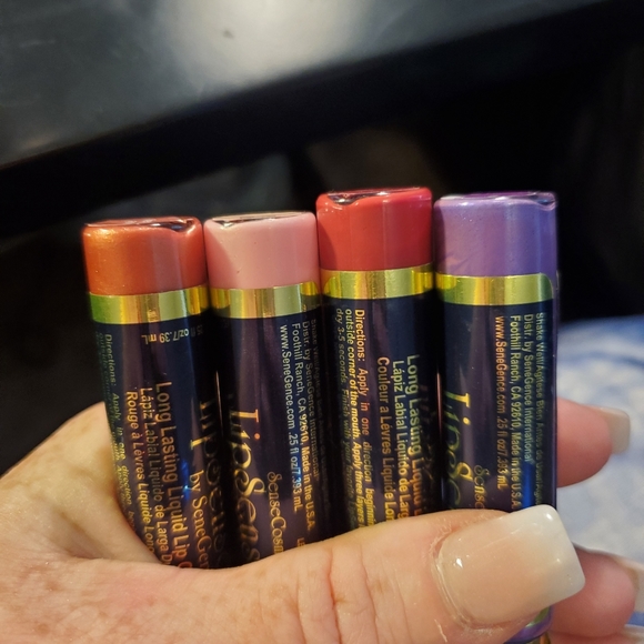 Lipsense - Picture 2 of 3